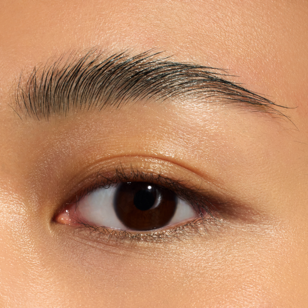 FIX IT LIKE A PRO TRANSPARENT BROW FIXING GEL - Image 6