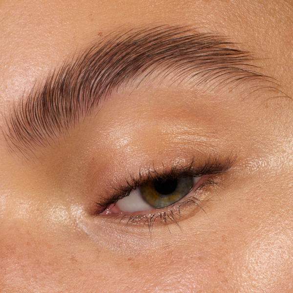 FIX IT LIKE A PRO TRANSPARENT BROW FIXING GEL - Image 7