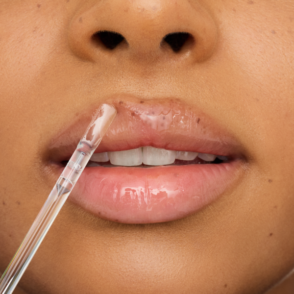 what the fake! GLASS SHINE PLUMPING LIP FILLER - Image 6